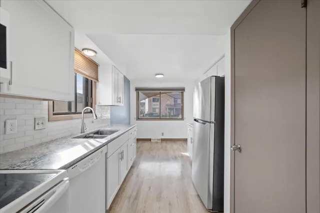 $239,900 | 5740 Cambridge Lane, Unit 6, Mount Pleasant, WI 53406