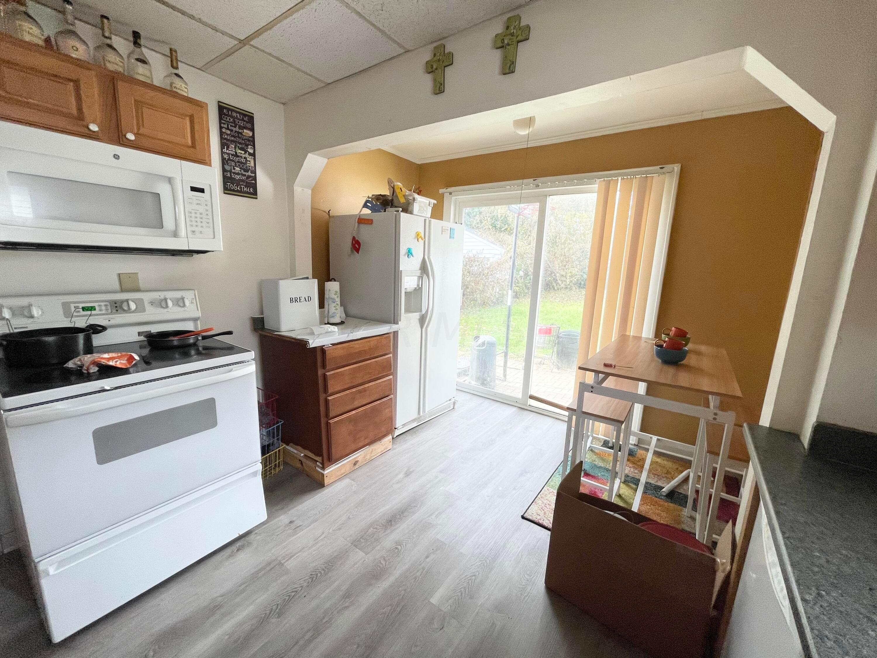 781 Sunbury Road Columbus, OH 43219 - Photo 7 of 13 968366A9-04B3-430D-8F18-13B1DBED9E38