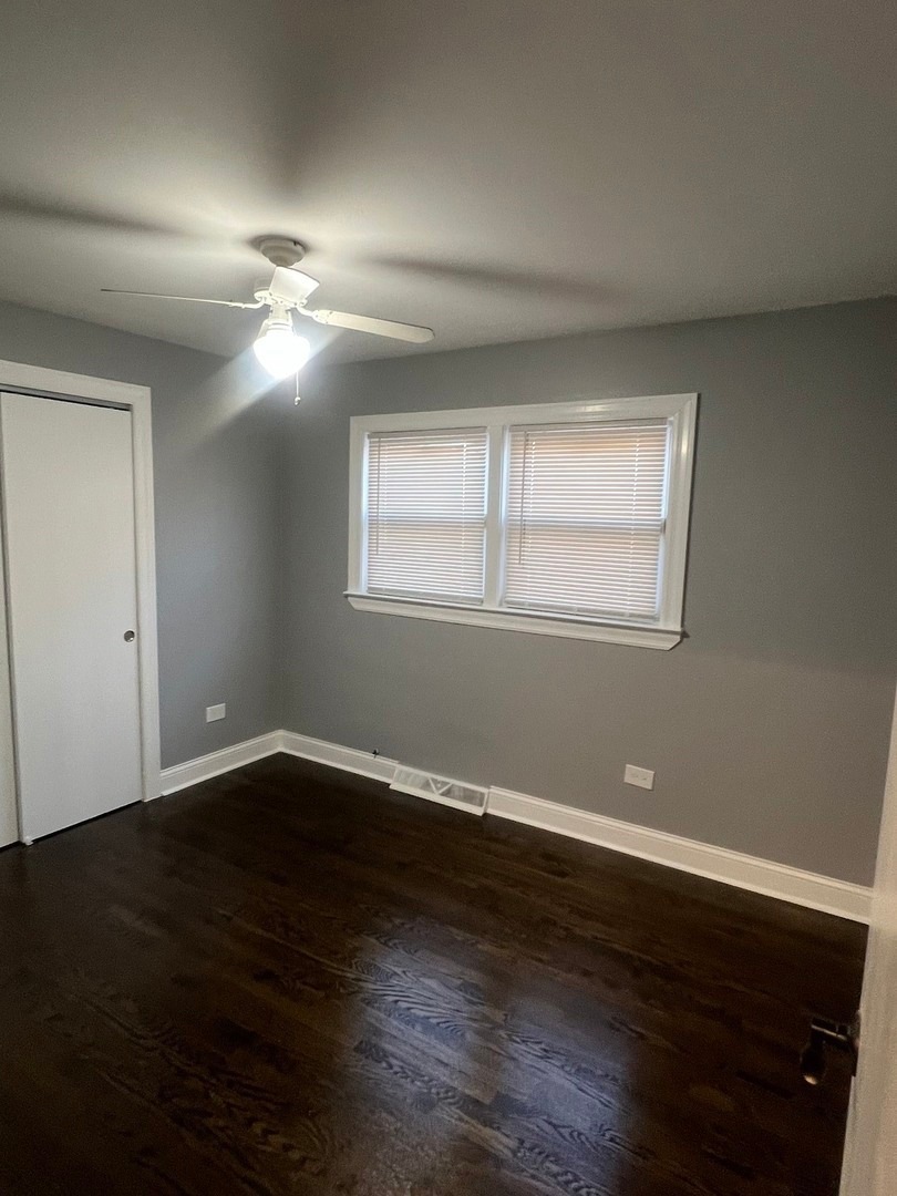 9241 South Emerald Avenue Chicago, IL 60620 - Photo 15 of 21