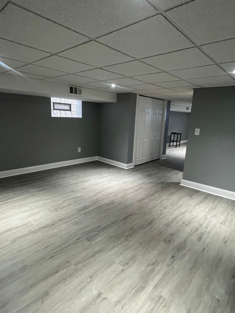 9241 South Emerald Avenue Chicago, IL 60620 - Photo 5 of 21