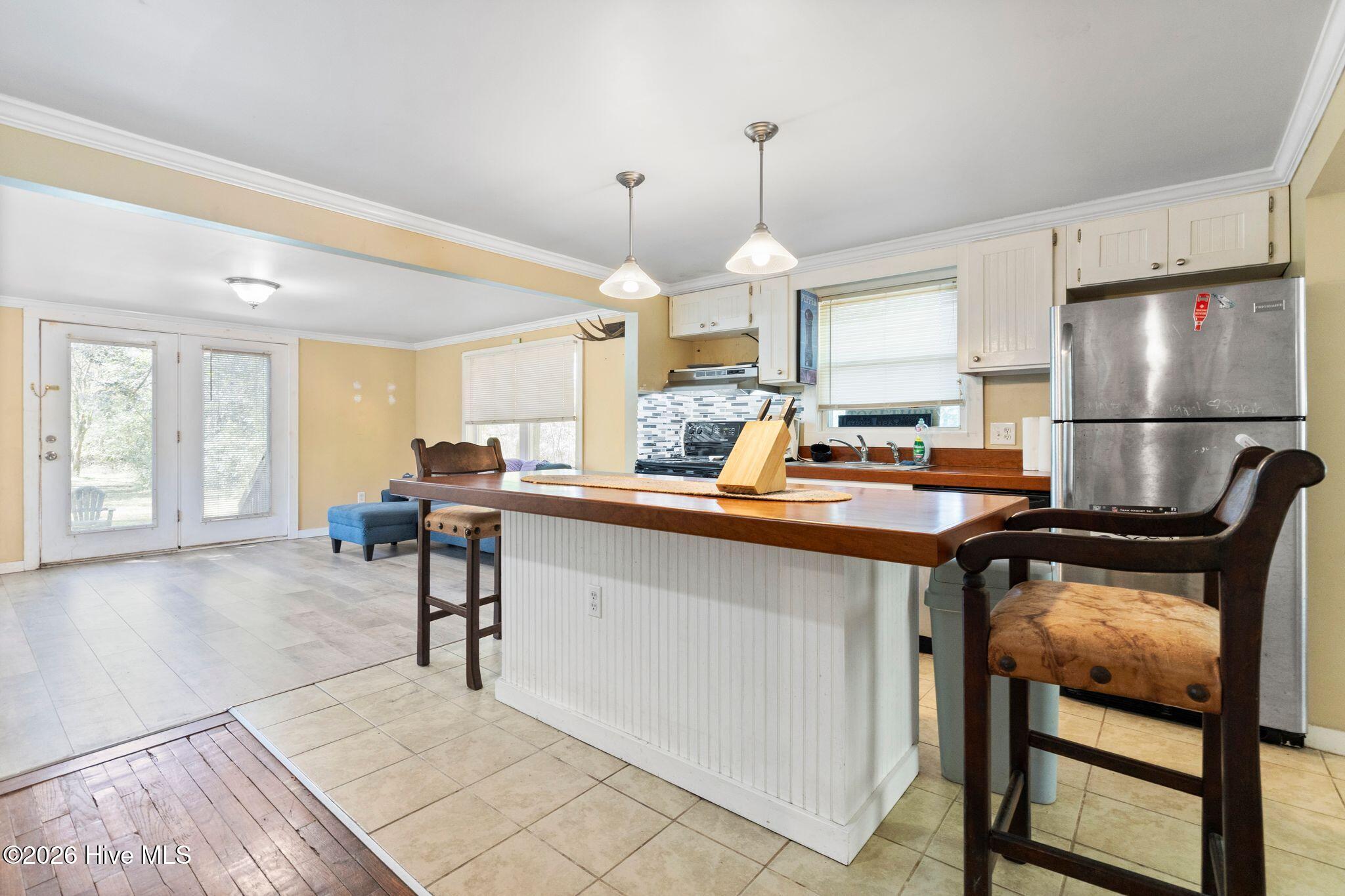 2715 Castle Hayne Road Wilmington, NC 28401 - Photo 7 of 35 Kitchen
