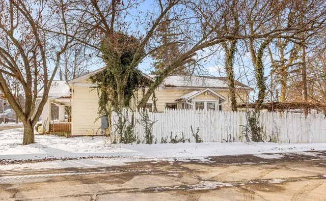 $99,000 | 136 Orchard Street, Morenci, MI 49256