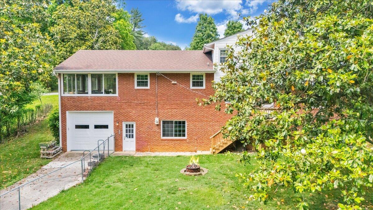 5920 Brahma Road Roanoke, VA 24018 - Photo 70 of 77 078-DJI_20260527153909_0033_D