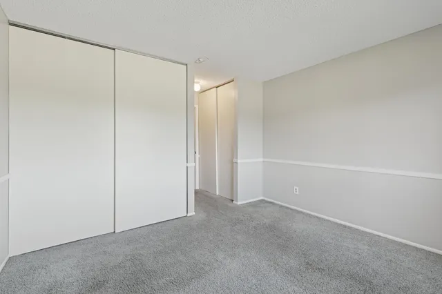 $95,000 | 401 East Burnsville Parkway, Unit 106, Burnsville, MN 55337