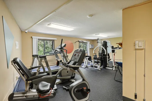 $95,000 | 401 East Burnsville Parkway, Unit 106, Burnsville, MN 55337