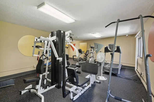 $95,000 | 401 East Burnsville Parkway, Unit 106, Burnsville, MN 55337