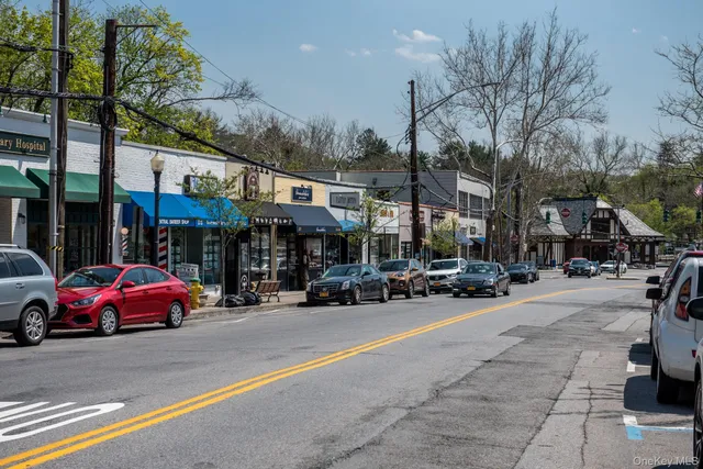 $199,000 | 100 East Hartsdale Avenue, Unit 6RE, Hartsdale, NY 10530