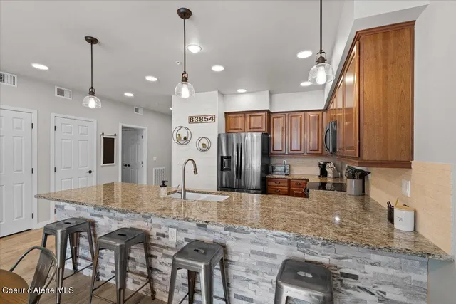 $799,000 | 415 West Waterside Drive, Unit 104, Post Falls, ID 83854