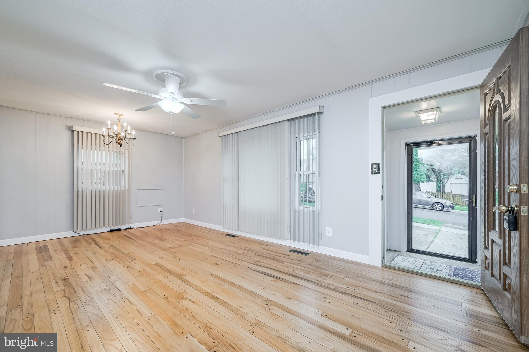 1500 Gleason Street Silver Spring, MD 20902 - Photo 3 of 45 Good size living room/dining room combo.