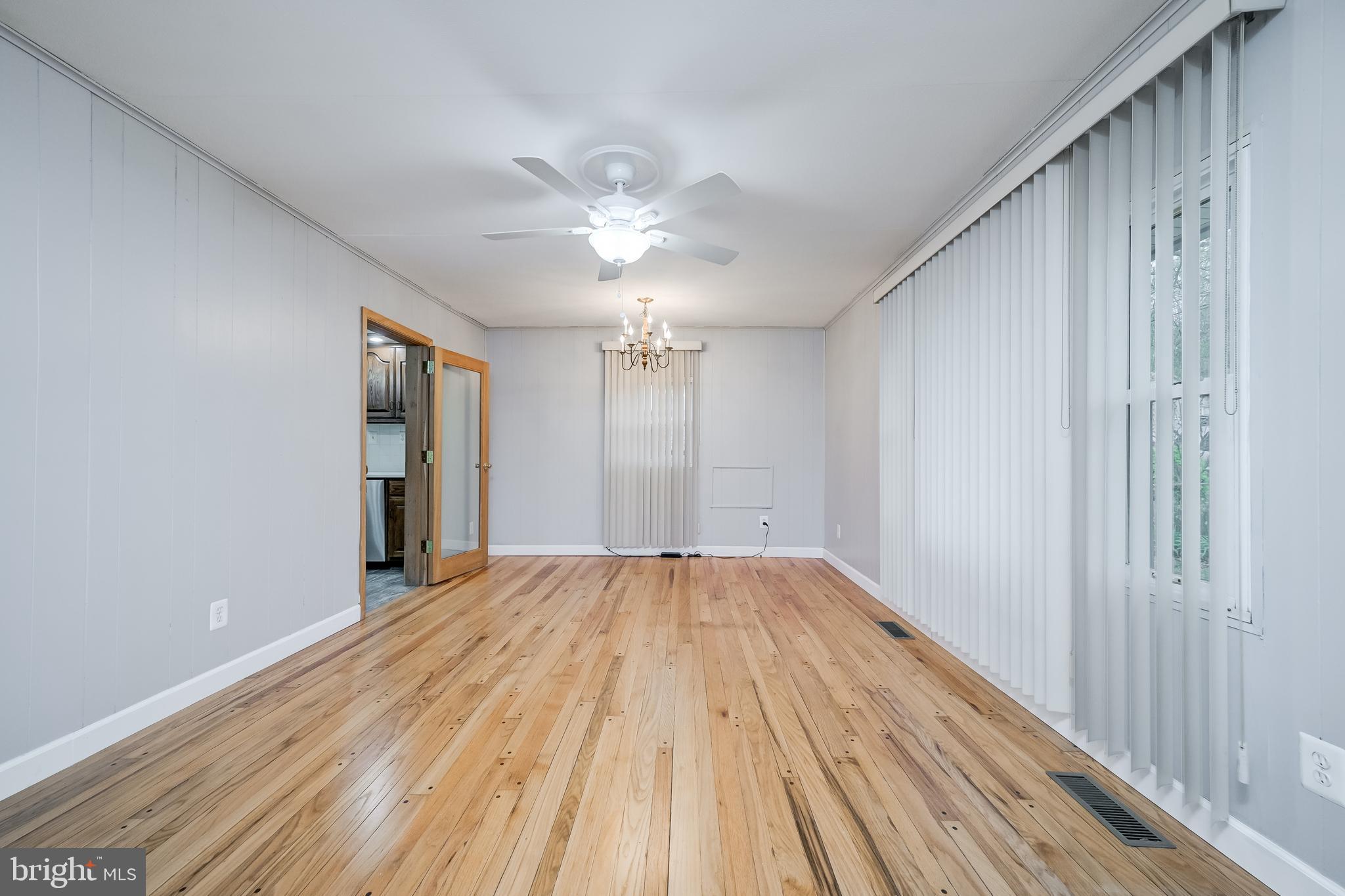 1500 Gleason Street Silver Spring, MD 20902 - Photo 4 of 45 Newly refinished pegged random width hardwd floors