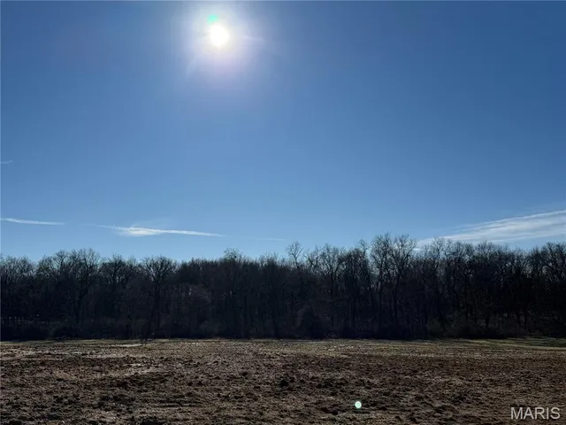 $82,500 | 323 Timberline Court, Eolia, MO 63344