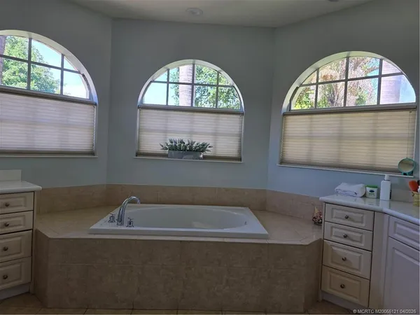 $1,250,000 | 8824 Southeast Oak Grove Terrace, Hobe Sound, FL 33455