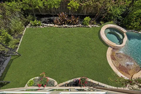 $1,949,000 | 6709 Westchester Avenue, West University Place, TX 77005