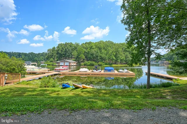 $639,000 | 5 Hunt Haven, Mineral, VA 23117