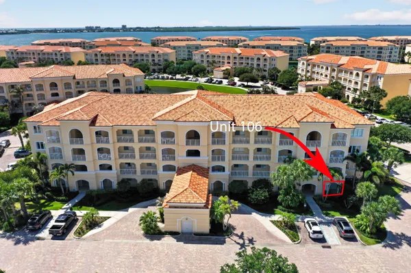 $2,600 | 37 Harbour Isle Drive East, Unit 106, Fort Pierce, FL 34949