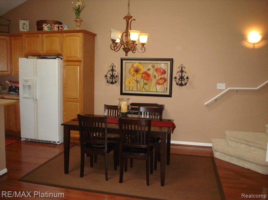 607 Fenton Commons Lane, Unit 7 Fenton, MI 48430 - Photo 4 of 10 DSC07409