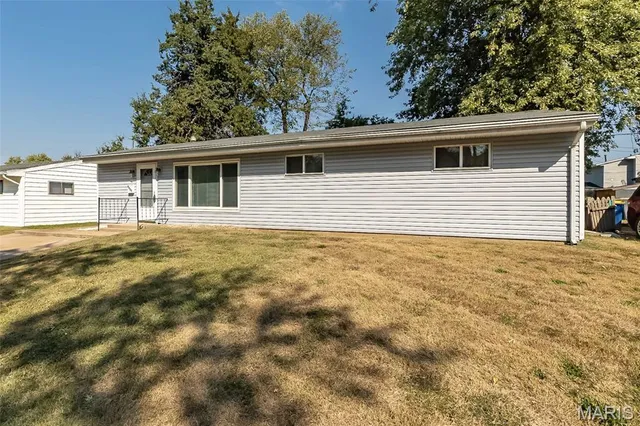 $159,900 | 9207 Bataan Drive, Woodson Terrace, MO 63134