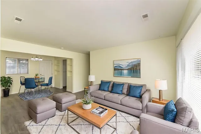 $159,900 | 9207 Bataan Drive, Woodson Terrace, MO 63134