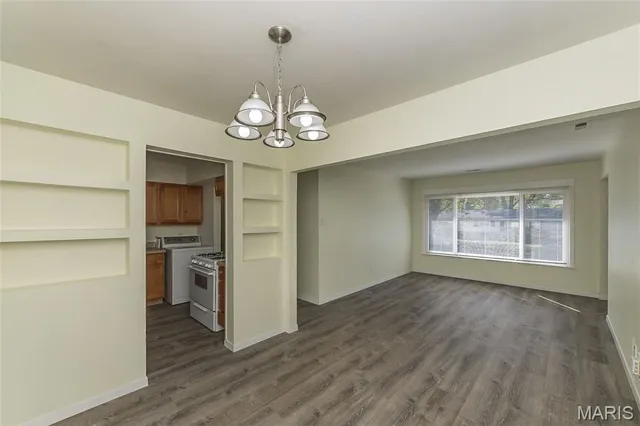 $159,900 | 9207 Bataan Drive, Woodson Terrace, MO 63134