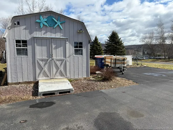 $460,000 | 5 Countryview Road, Millerton, NY 12546