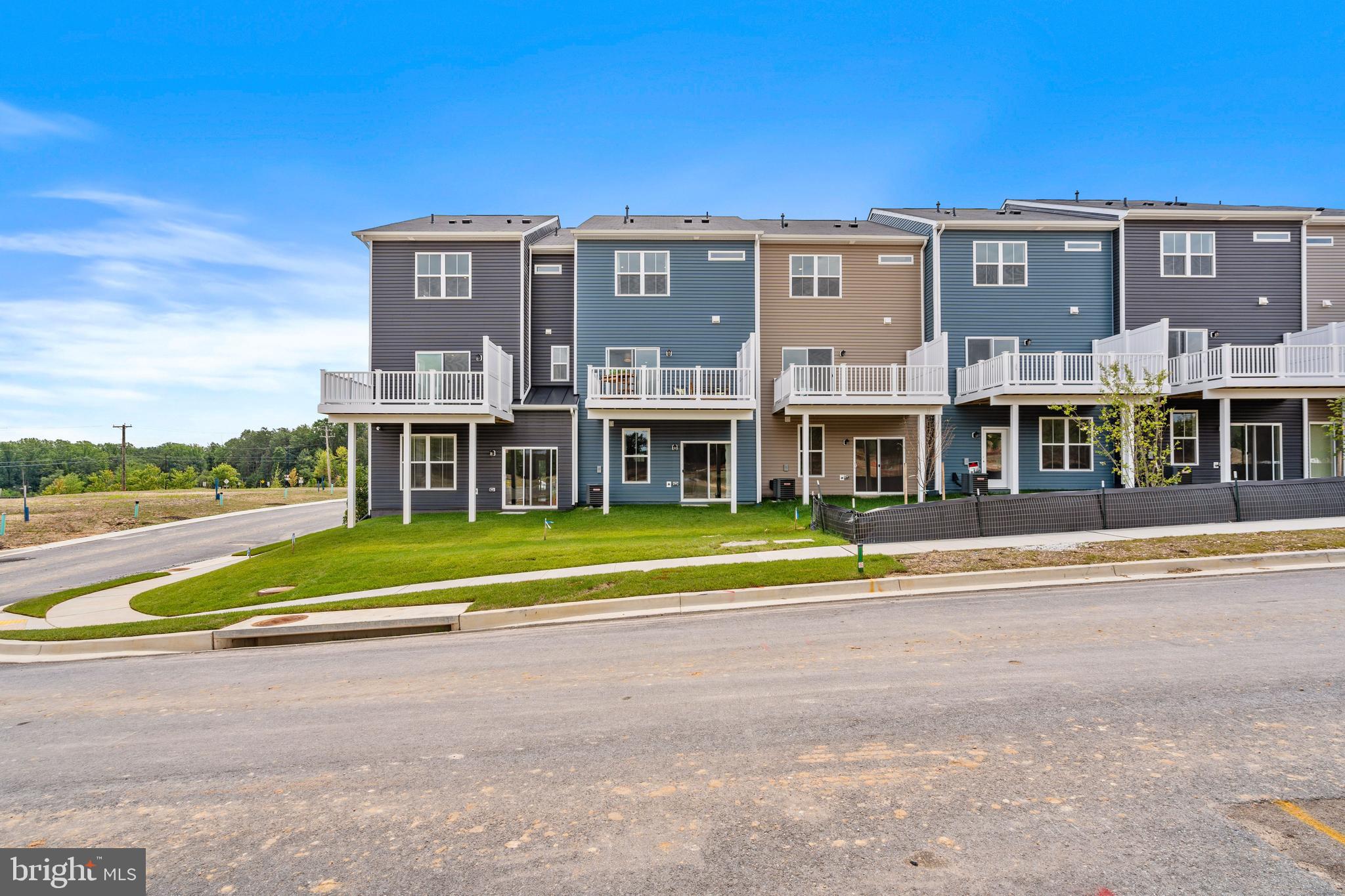 7135 Millstone Road Hanover, MD 21076 - Photo 4 of 29 Gallery Image 4