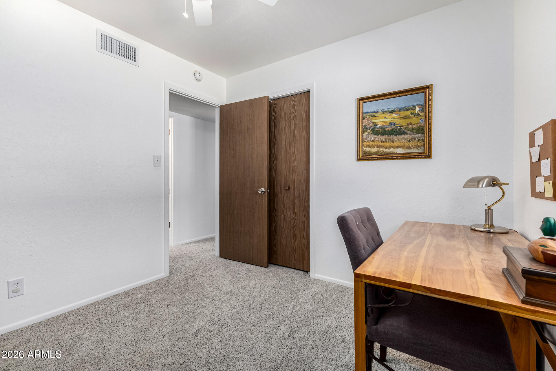 21 South Neely Street Gilbert, AZ 85233 - Photo 23 of 28 a workspace with furniture and mirror