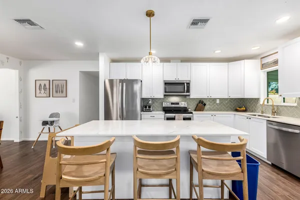 $615,000 | 21 South Neely Street, Gilbert, AZ 85233