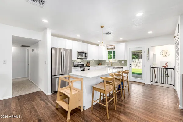 $615,000 | 21 South Neely Street, Gilbert, AZ 85233