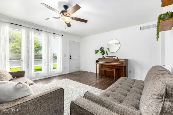 $615,000 | 21 South Neely Street, Gilbert, AZ 85233