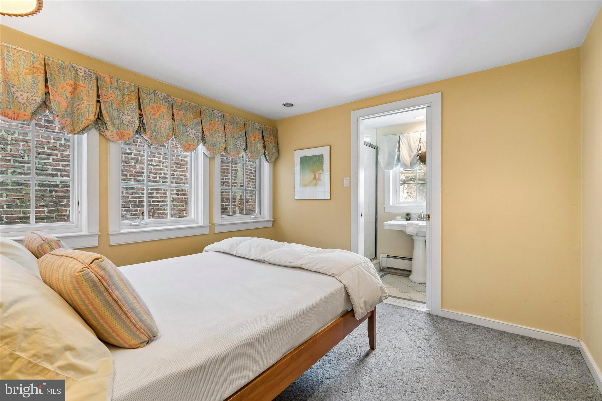 519 Pine Street Philadelphia, PA 19106 - Photo 18 of 42 Bedroom