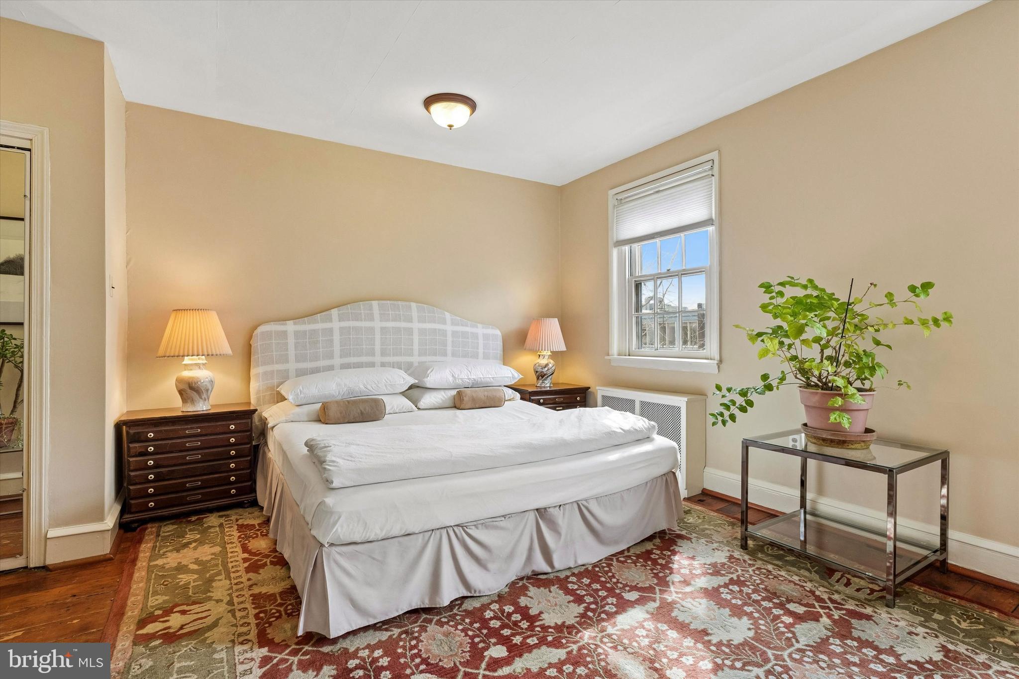 519 Pine Street Philadelphia, PA 19106 - Photo 33 of 42 Bedroom