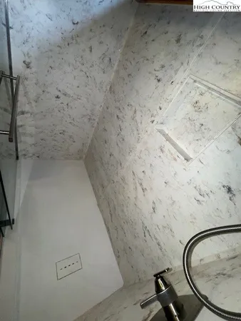 $544,900 | 132 Thistle Knob Road, Fleetwood, NC 28626