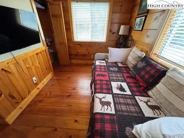 $544,900 | 132 Thistle Knob Road, Fleetwood, NC 28626