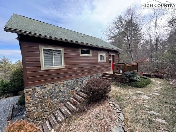 $544,900 | 132 Thistle Knob Road, Fleetwood, NC 28626