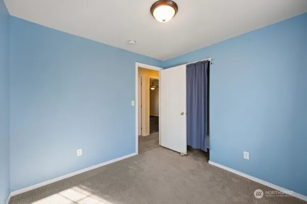 $270,000 | 1001 East Hayden Drive, Moses Lake, WA 98837