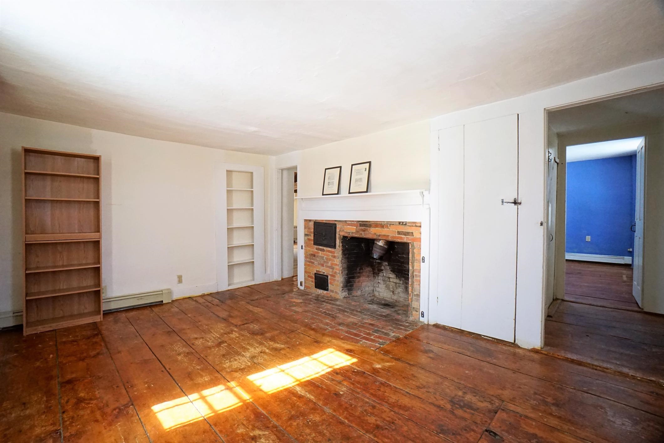 132 S Road Deerfield, NH 03037 - Photo 23 of 40