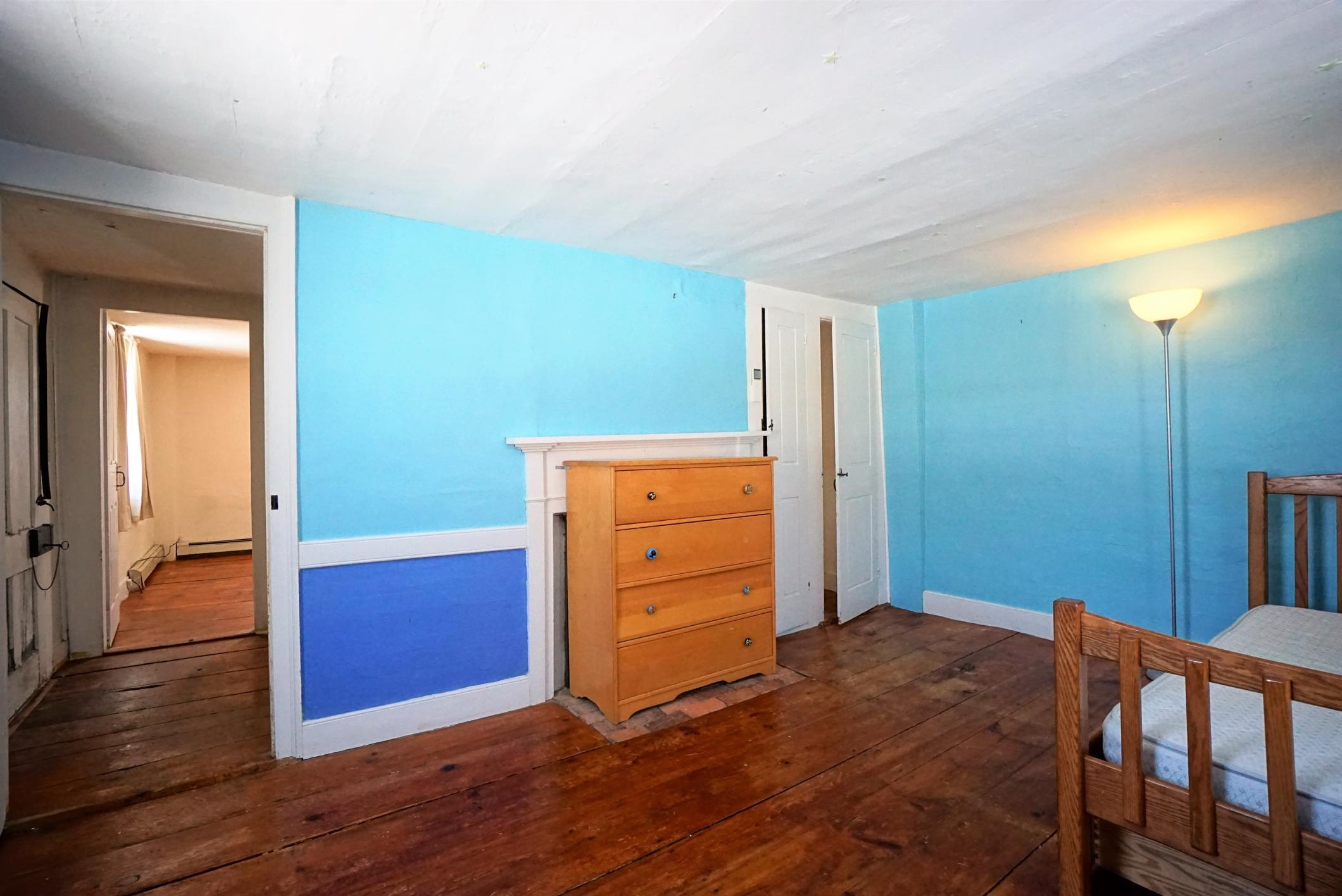 132 S Road Deerfield, NH 03037 - Photo 27 of 40