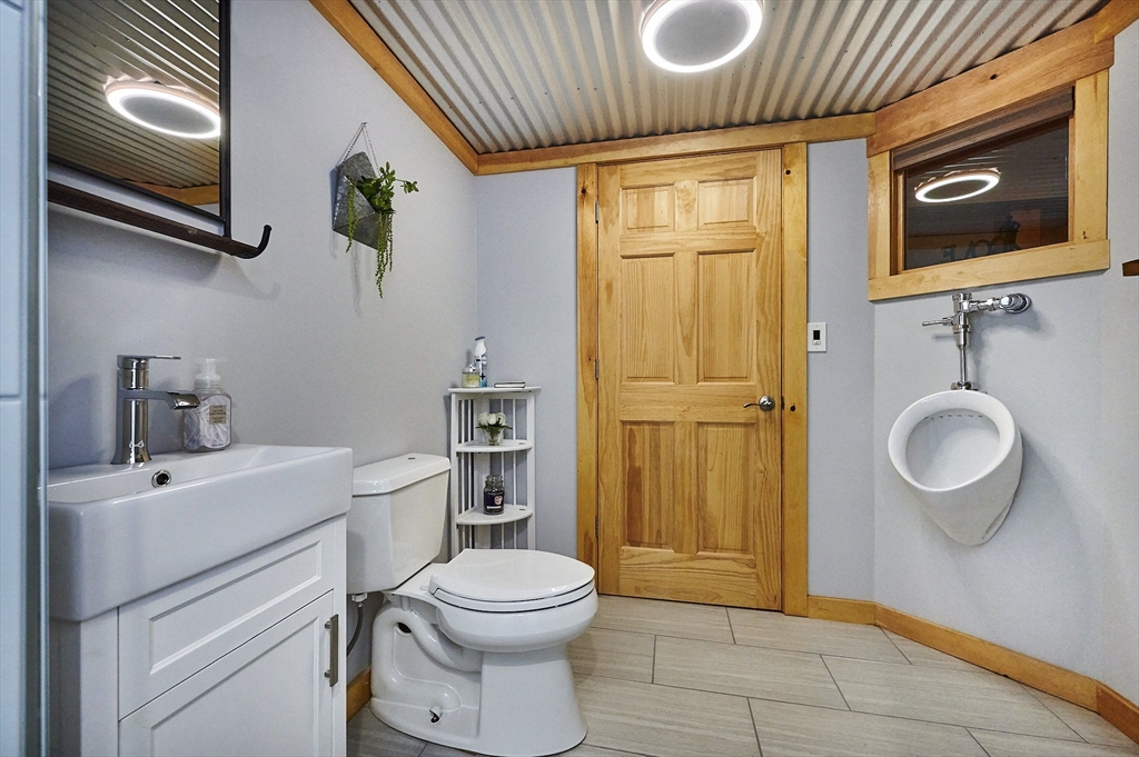 43 Ridge Road Erving, MA 01344 - Photo 26 of 41