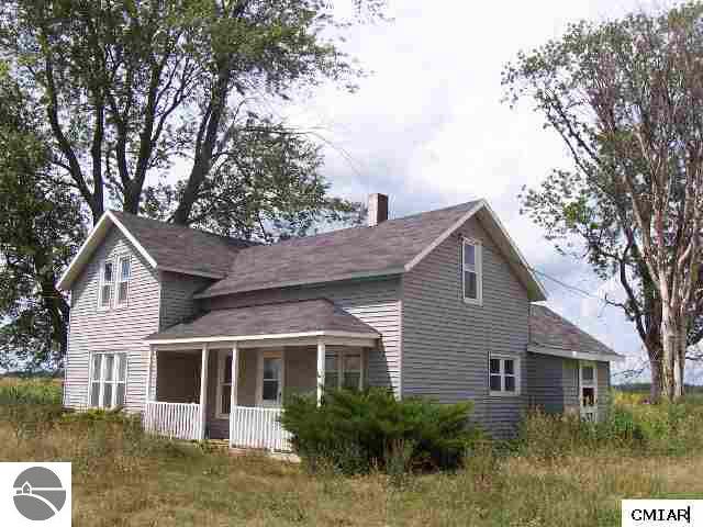 9063 East Fillmore Road Ithaca, MI 48847 - Photo 1 of 9 1766717.JPG