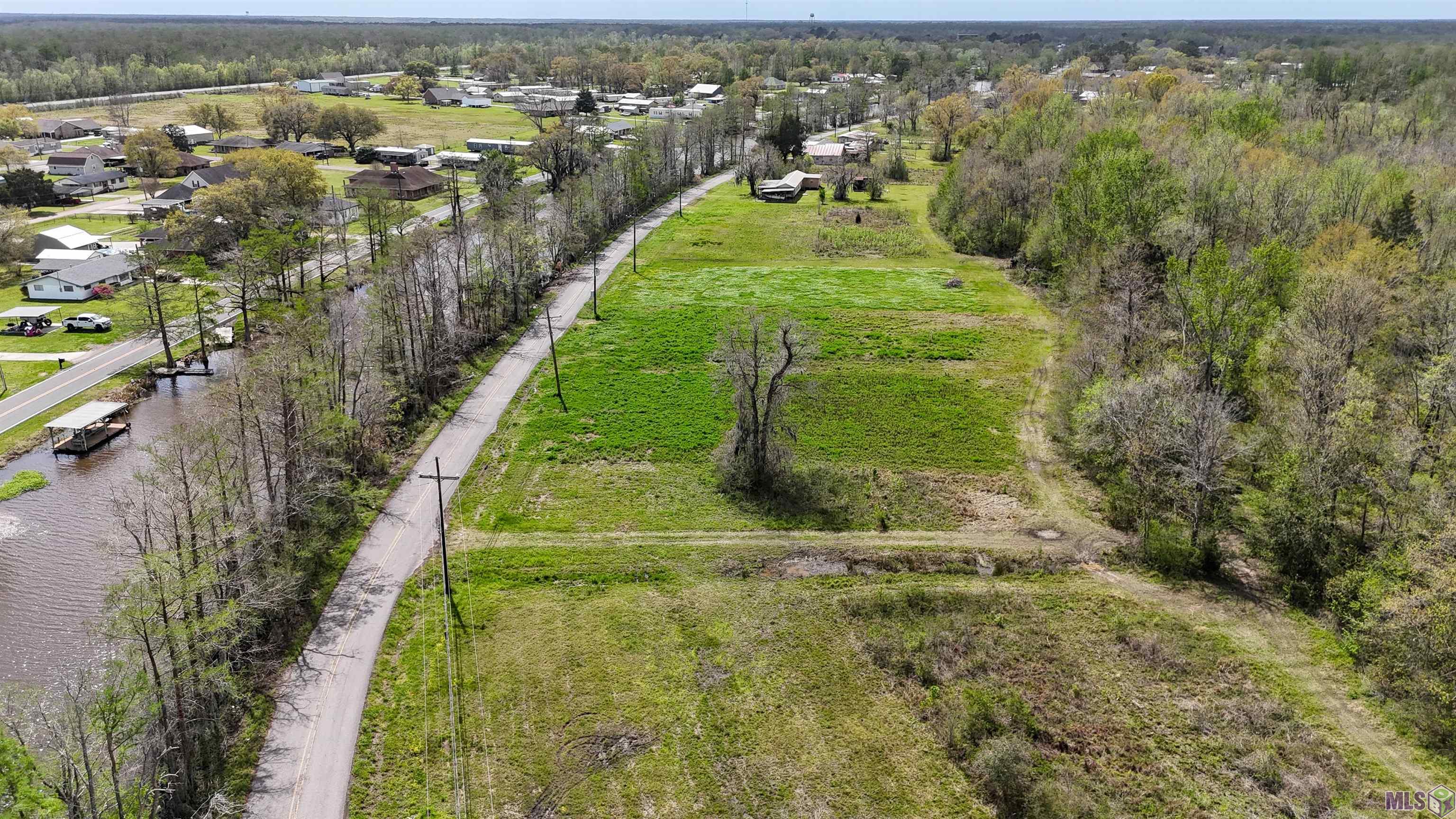 640 Bayou Drive Pierre Part, LA 70339 - Photo 6 of 11