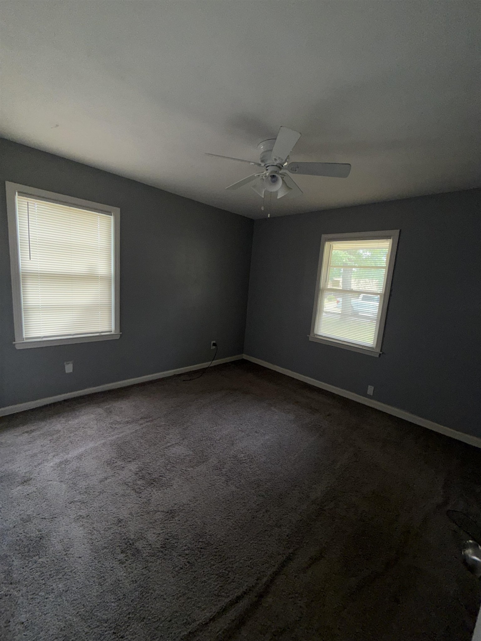 179 Ivan Road Memphis, TN 38109 - Photo 17 of 22 an empty room with a window