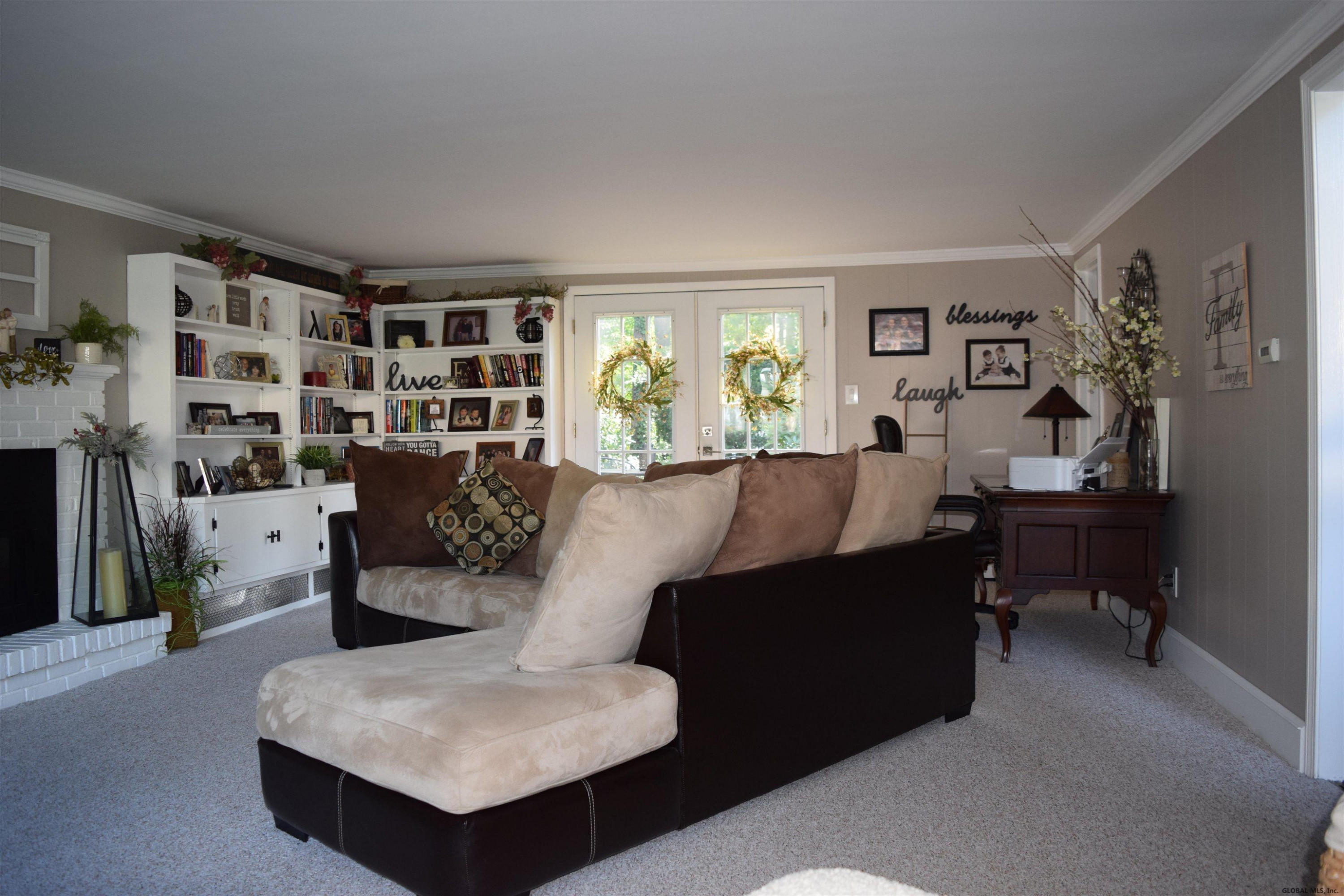 3174 Lone Pine Road Schenectady, NY 12303 - Photo 13 of 48 Photo 13