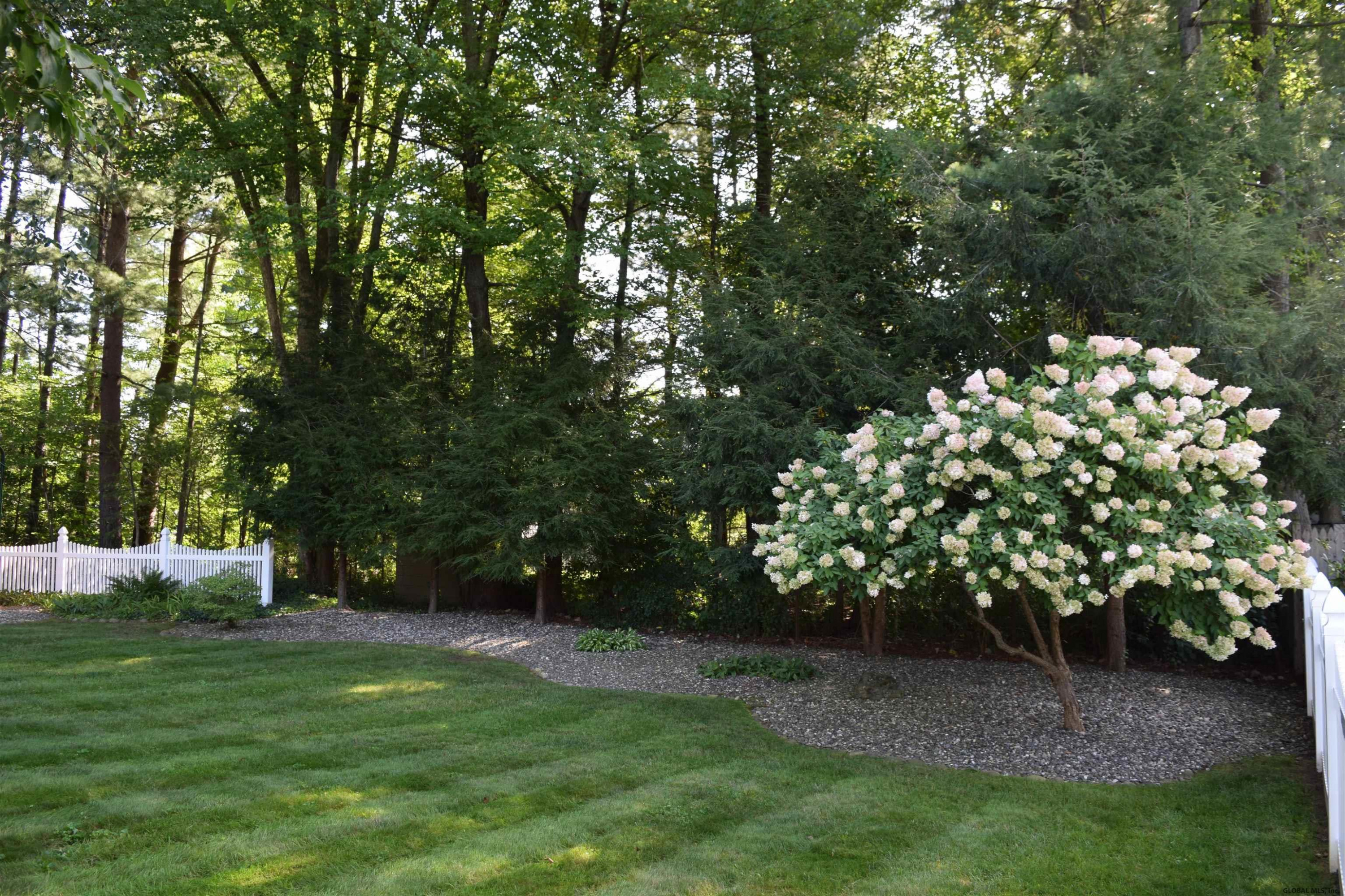 3174 Lone Pine Road Schenectady, NY 12303 - Photo 42 of 48 Photo 45