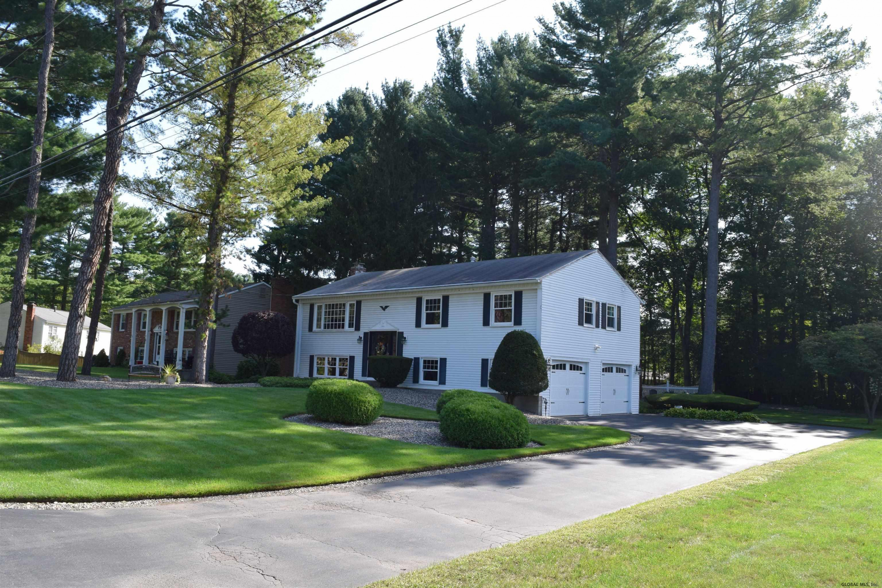 3174 Lone Pine Road Schenectady, NY 12303 - Photo 5 of 48 Photo 5