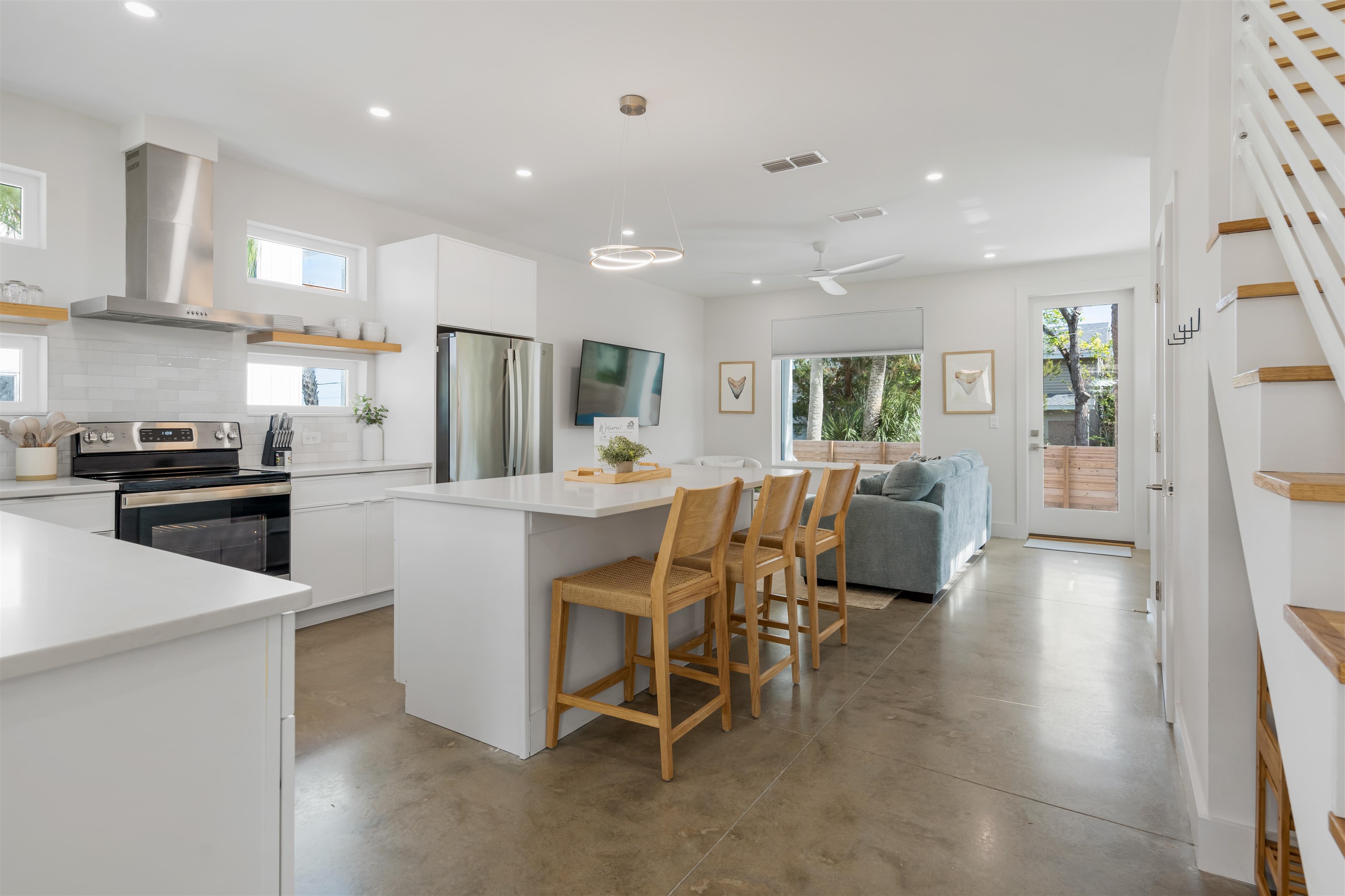 2 Sanchez Cove St. Augustine, FL 32080 - Photo 12 of 45 a kitchen with a table and chairs