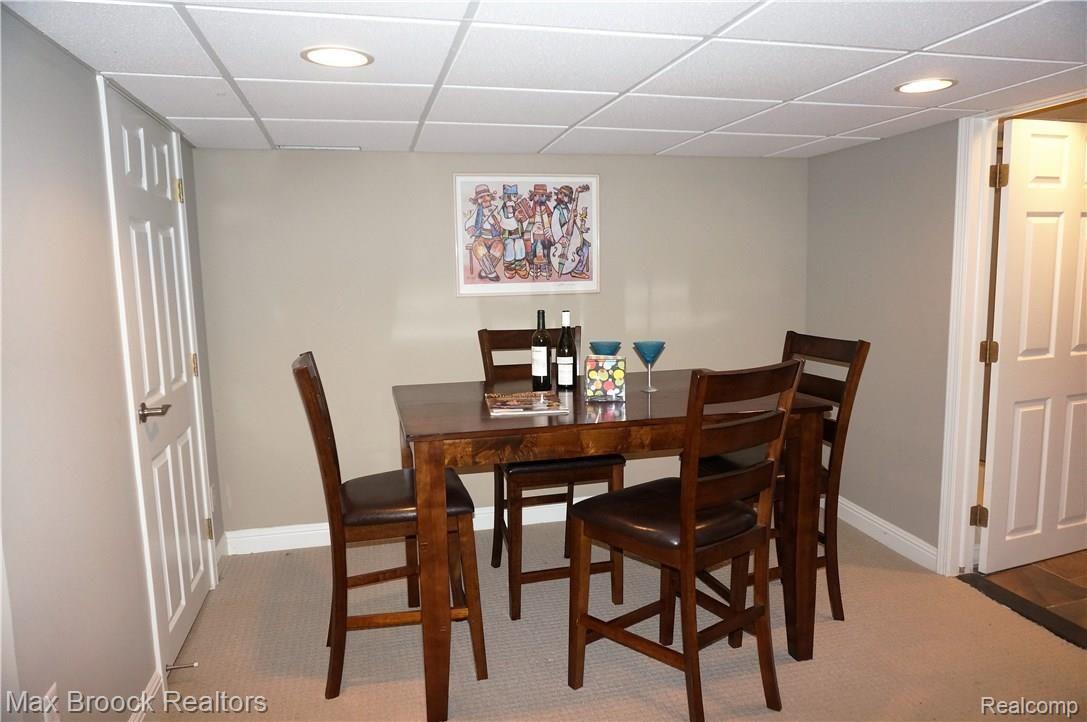2253 Pembroke Road Birmingham, MI 48009 - Photo 52 of 62 LL Great for Entertaining