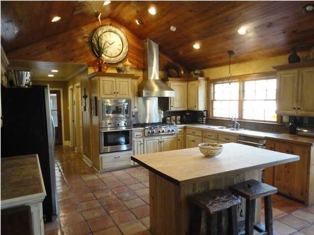 303 Whitcomb Road Lafayette, LA 70503 - Photo 7 of 30 Gallery Image 7