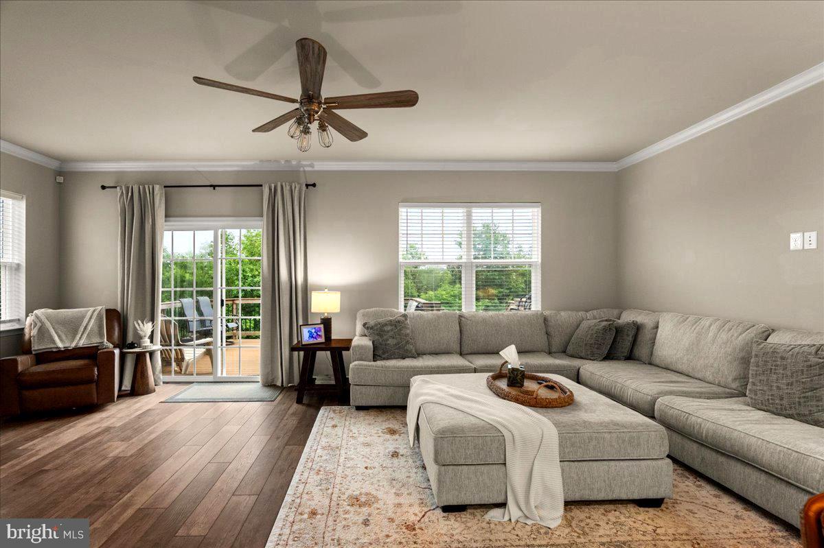 220 Patchwork Drive Stephenson, VA 22656 - Photo 4 of 30 Main level family room