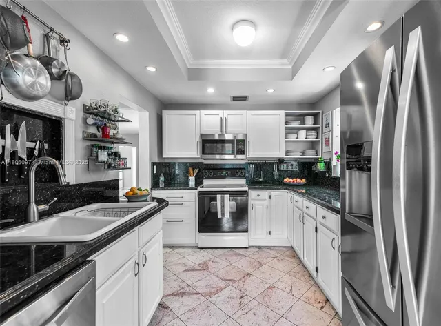 $1,695,000 | 9057 Emerson Avenue, Surfside, FL 33154