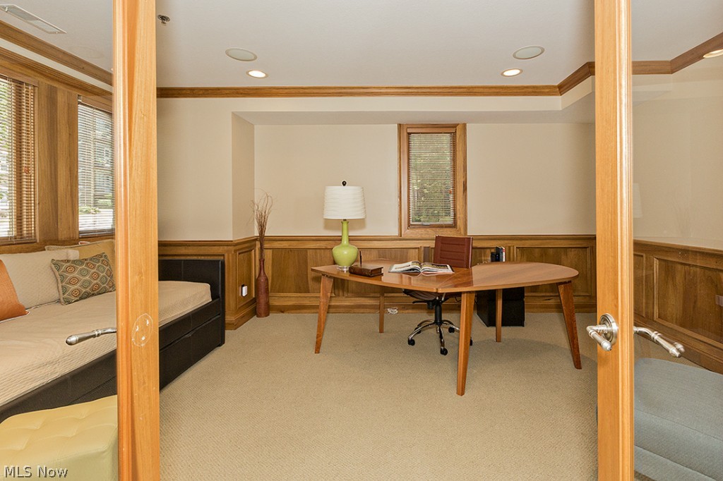 12486 Cedar Road Cleveland, OH 44106 - Photo 2 of 25